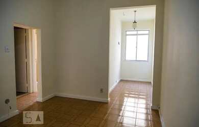 Imagem: O apartamento possui 1 Dormitório, 1 Banheiro, 40m² de Área