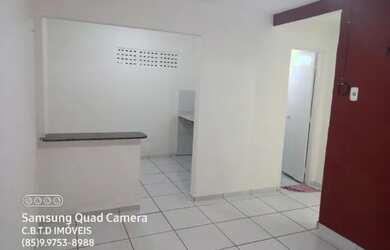 Imagem: O apartamento e possui 2 Dormitórios, Suítes, 1 Banheiro