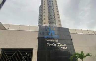 Imagem: O apartamento possui 5 Dormitórios, 4 Banheiros, 2 Vagas na