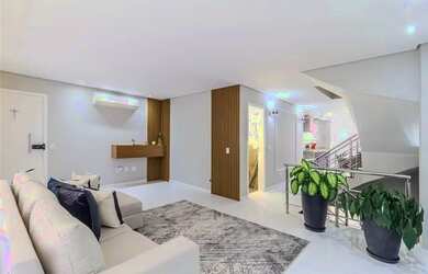 Imagem: A casa em condomínio possui 3 Dormitórios, 5 Banheiros, 2