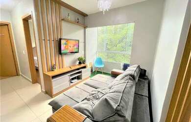 Imagem: O apartamento possui 2 Dormitórios, 1 Banheiro, 1 Vaga na garagem