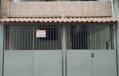 Imagem: A casa possui 5 Dormitórios, 4 Banheiros, 2 Vagas na garagem