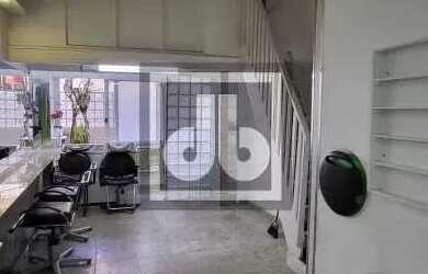 Imagem: O depósito possui 31m² de Área e está localizado em Ipanema