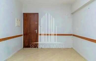 Imagem: O depósito possui 1 Vaga na garagem, 41m² de Área e está