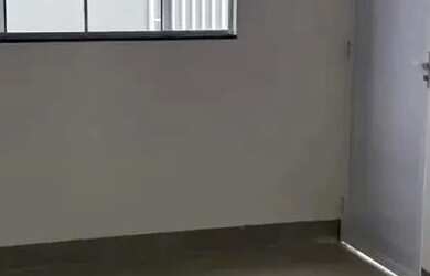 Imagem: A casa possui 2 Dormitórios, 2 Banheiros, 65m² de Área e