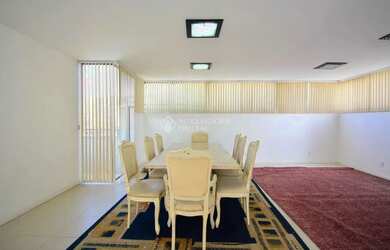 Imagem 6: Cobertura Exclusiva para Locação no Centro de Florianópolis