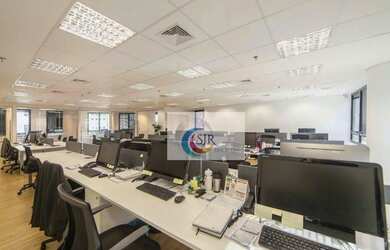 Imagem: O depósito possui 5 Vagas na garagem, 374m² de Área e Imóvel