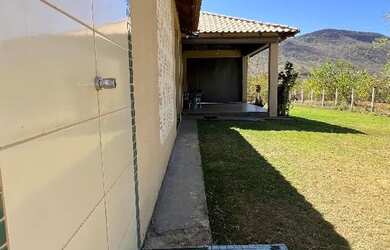 Imagem 2: Chácara na beira do lago