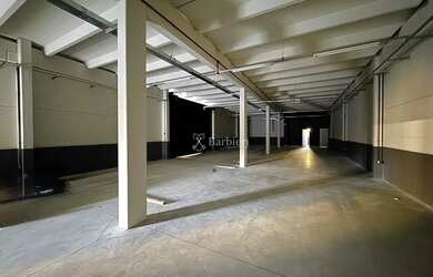 Imagem 10: Galpão no Bairro do Salto, com 300 m², estacionamento rotativos para...