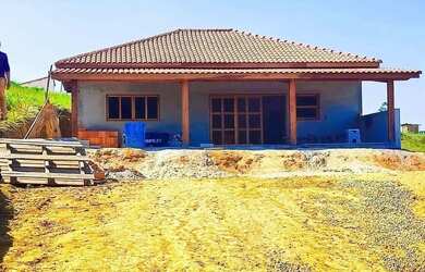 Imagem: O terreno possui 600m² de Área e está localizado em Centro