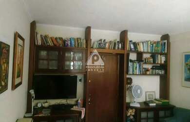 Imagem: O apartamento possui 2 Dormitórios, 3 Banheiros, 1 Vaga na