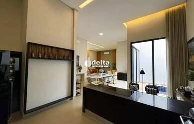 Imagem 15: Casa no condomínio GOLDEN VILLAGE disponível para venda em Uberlândia-MG