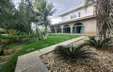 Imagem: A casa em condomínio possui 3 Dormitórios, 4 Banheiros, 4