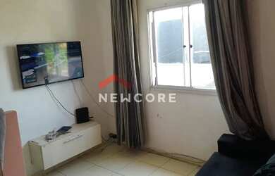 Imagem: A casa possui 2 Dormitórios, 1 Banheiro, 1 Vaga na garagem