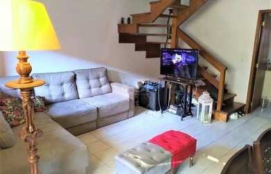 Imagem: A casa em condomínio possui 3 Dormitórios, 3 Banheiros, 2