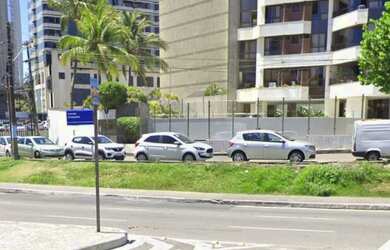 Imagem: A casa possui 2 Dormitórios, 2 Banheiros e está localizado