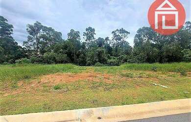 Imagem: O terreno possui 306m² de Área e está localizado em Parque