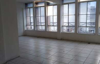 Imagem: O depósito possui 54m² de Área e está localizado em Centro