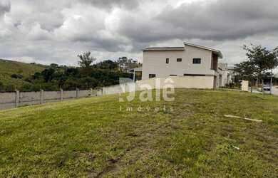 Imagem: O terreno possui 479m² de Área e está localizado em Urbanova