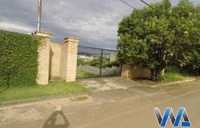 Imagem: O terreno possui 1.180m² de Área e está localizado em Jardim