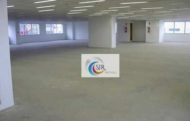 Imagem 7: Conjunto para alugar, 909 m² -Os 22 pavimentos se organizam em torno...