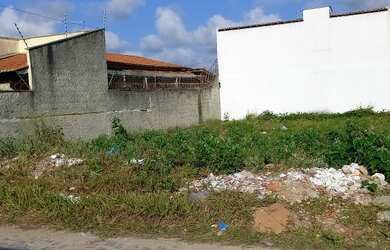 Imagem: O terreno possui 200m² de Área e está localizado em Parque