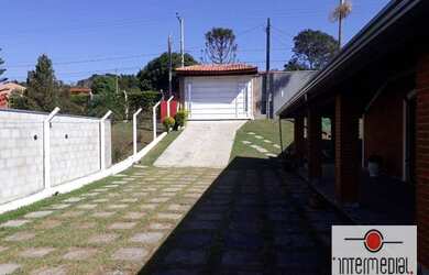 Imagem: A chácara possui 200m² de Área e está localizado em Fazenda