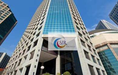 Imagem: O depósito possui 5 Vagas na garagem, 471m² de Área e está