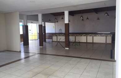 Imagem: O depósito possui 5 Vagas na garagem, 250m² de Área e está