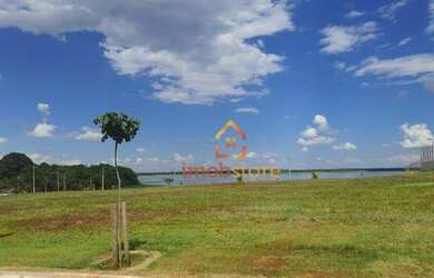 Imagem: O terreno possui 802m² de Área e está localizado em Paranagi