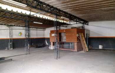 Imagem: O depósito possui 225m² de Área e está localizado em Alcântara