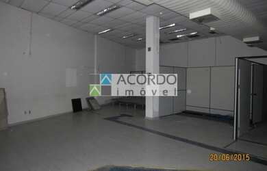 Imagem: O depósito possui 500m² de Área e está localizado em Lapa