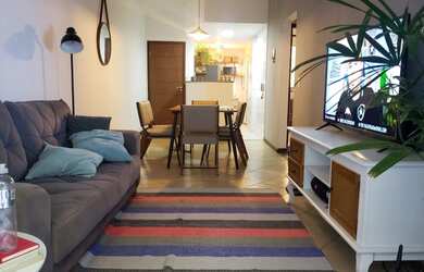 Imagem: O apartamento possui 2 Dormitórios, 2 Banheiros, 1 Vaga na