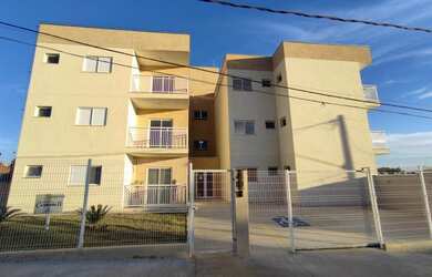 Imagem: O apartamento possui 2 Dormitórios, 1 Banheiro, 2 Vagas na