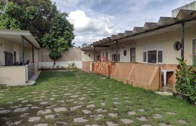 Imagem: A casa possui 2 Dormitórios, 1 Banheiro, 1 Vaga na garagem