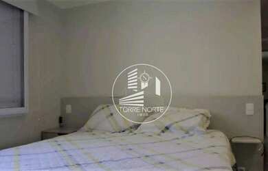 Imagem 10: Apartamento em andar alto com vista livre, varanda gourmet envidraçada, armários planejado