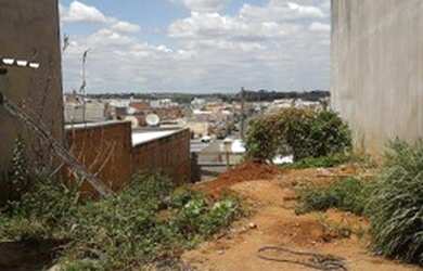 Imagem: O terreno possui 150m² de Área e está localizado em Jardim