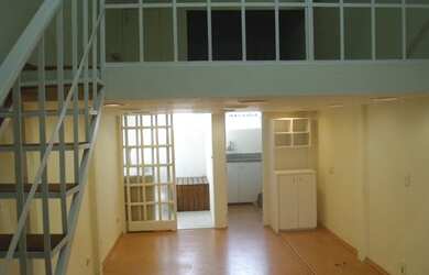 Imagem: O depósito possui 60m² de Área e está localizado em Bairro