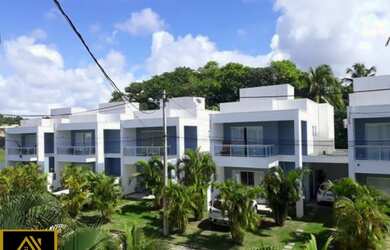 Imagem: A casa possui 4 Dormitórios, 5 Banheiros, 1 Vaga na garagem