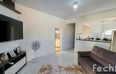 Imagem: A casa em condomínio possui 3 Dormitórios, 3 Banheiros, 4