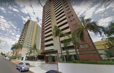 Imagem: O apartamento possui 3 Dormitórios, 5 Banheiros, 4 Vagas na