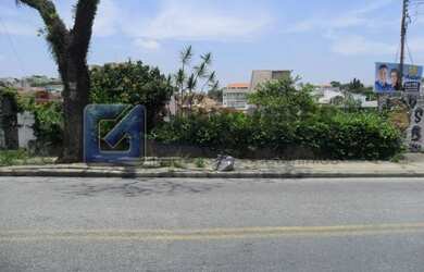 Imagem: O terreno à venda possui 374m² de Área e está localizado