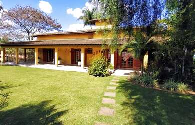 Imagem: A fazenda possui 3.000m² de Área e está localizado em Mairinque