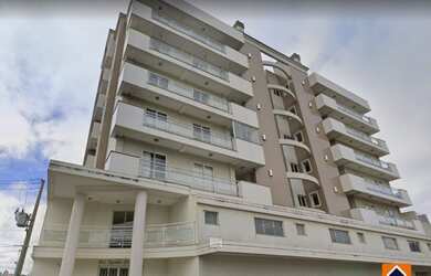 Imagem: O apartamento possui 3 Dormitórios, 1 Banheiro, 1 Vaga na garagem