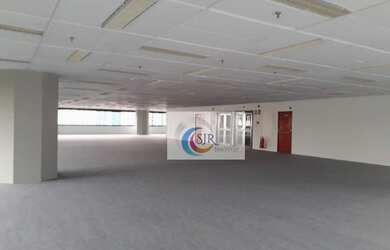 Imagem 10: Andar com 1.000m² em vão livre, prédio com dois acessos separados,...