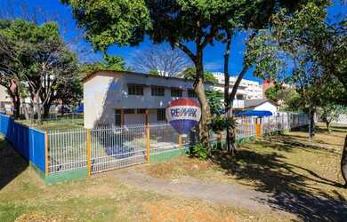 Imagem 3: Escola Cruzeiro Novo. Imóvel novoe701m² de Área