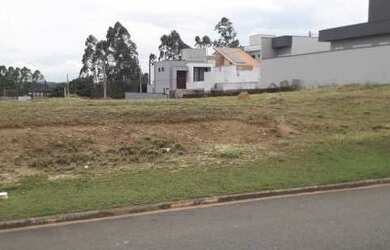 Imagem: O terreno possui 286m² de Área e está localizado em Cézar