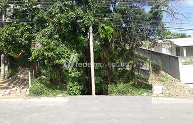 Imagem: O terreno possui 709m² de Área e está localizado em Jardim