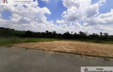 Imagem: O terreno possui 2.000m² de Área e está localizado em Zona