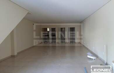 Imagem: O depósito para alugar possui e está localizado em Vila Tibério